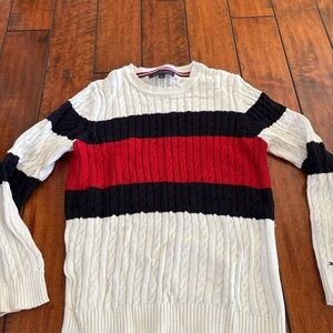 TOMMY HILFIGER CABLE KNIT SWEATER